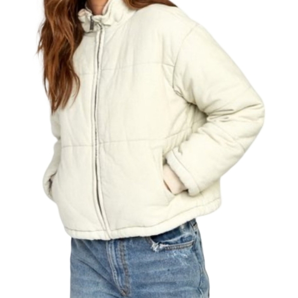RVCA Jackets & Blazers - RVCA Eezeh Corduroy Puffer Jacket Size Small